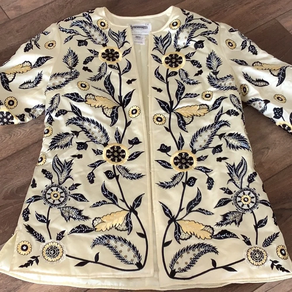 Amazing Oscar De La Renta NWOT Silk Jacket 🖤🖤🖤🖤 - Picture 4 of 9